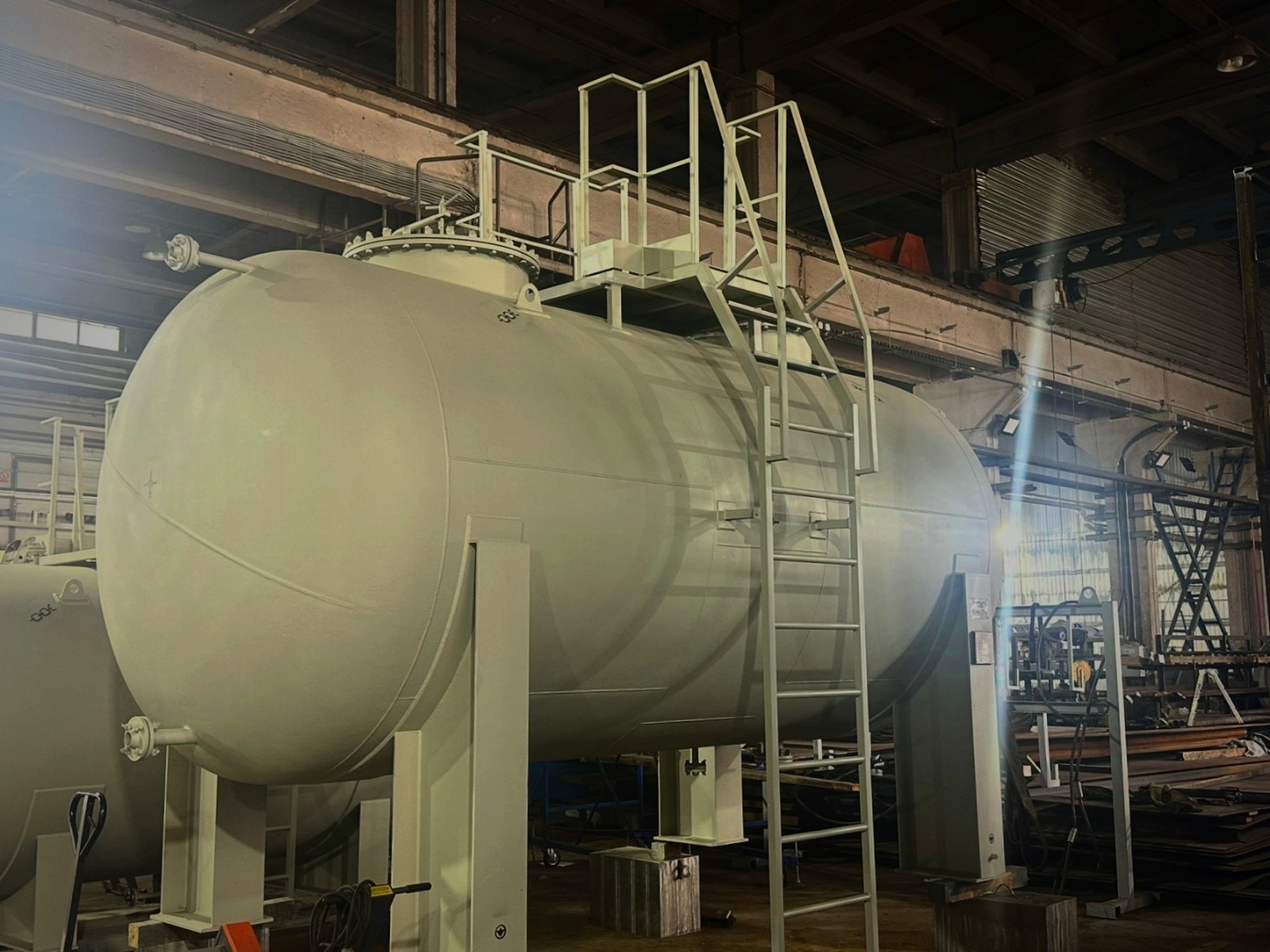 Баки водоподготовки, хранения топлива, водоподогрева