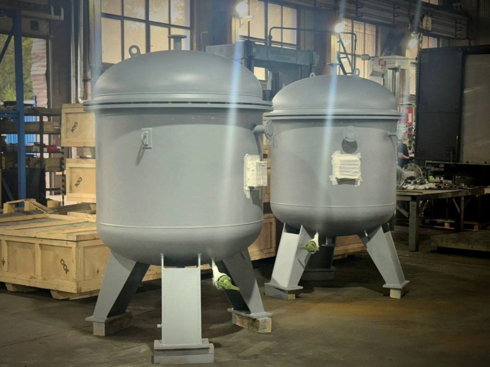 Баки водоподготовки, хранения топлива, водоподогрева